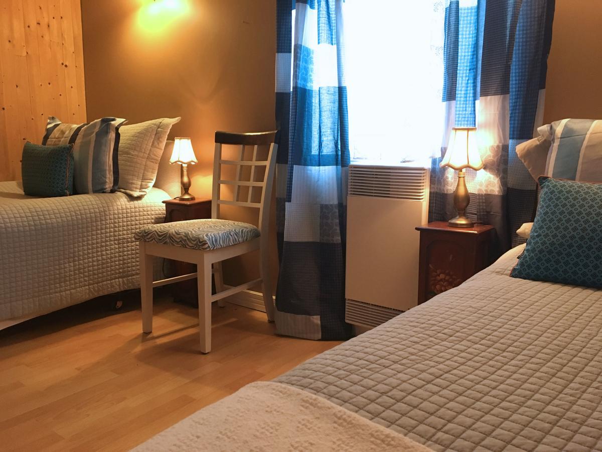 La Chouette Viree Bed and Breakfast Grandes-Bergeronnes Exteriör bild
